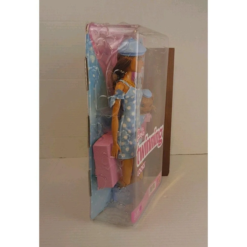 BARBIE TWINNING LOOKS Doll & Pet Dog Matching Clothes Accessories Sealed